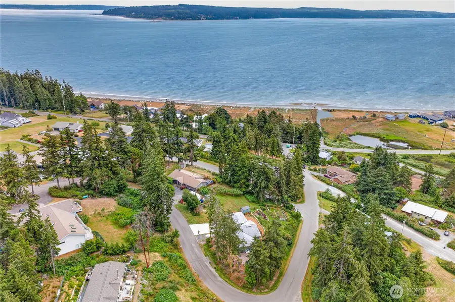 2729 Van Dee Avenue, Greenbank, WA 98253 - #3