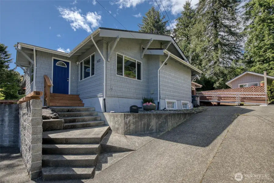 612 9th Avenue, Aberdeen, WA 98520 - #3