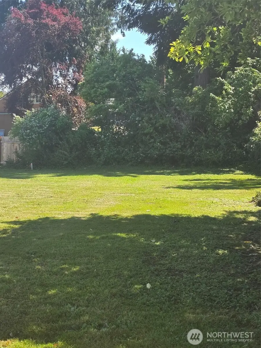 1718 Snyder Avenue #2, Bremerton, WA 98312 - #2