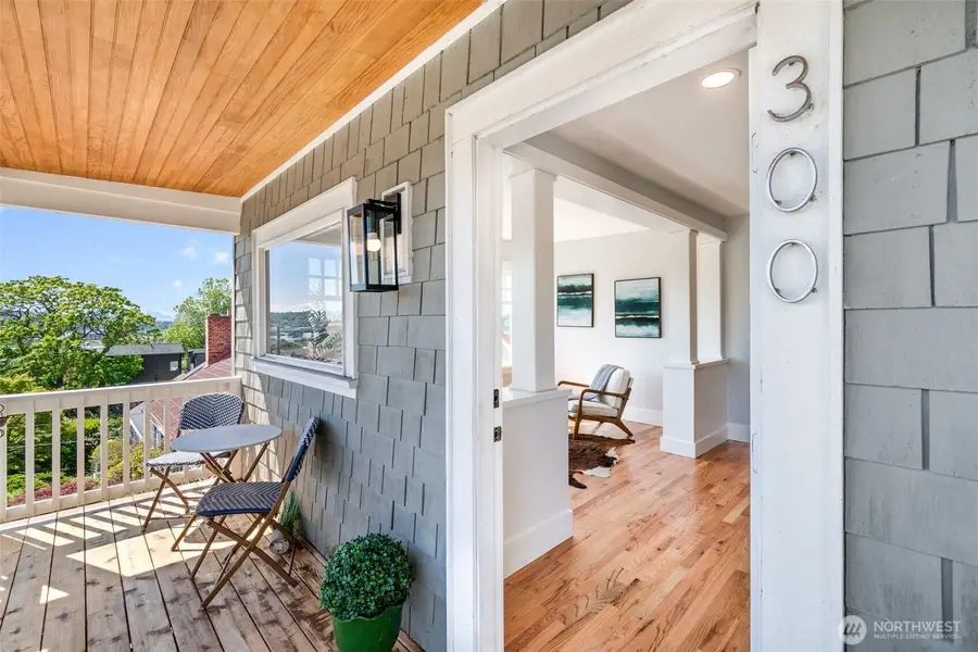 300 NW 47th Street, Seattle, WA 98107 - #2