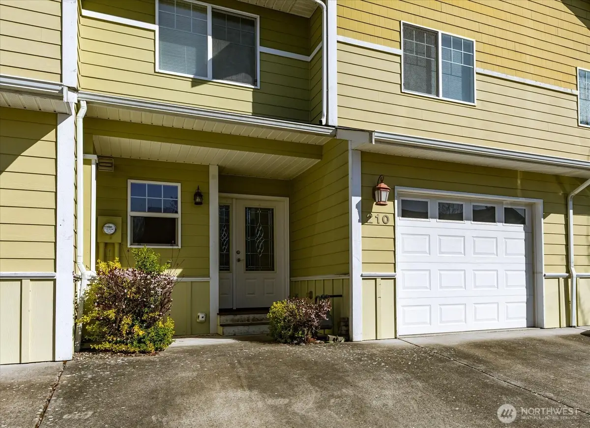 210 SE Melrose Drive, Oak Harbor, WA 98277 - #1