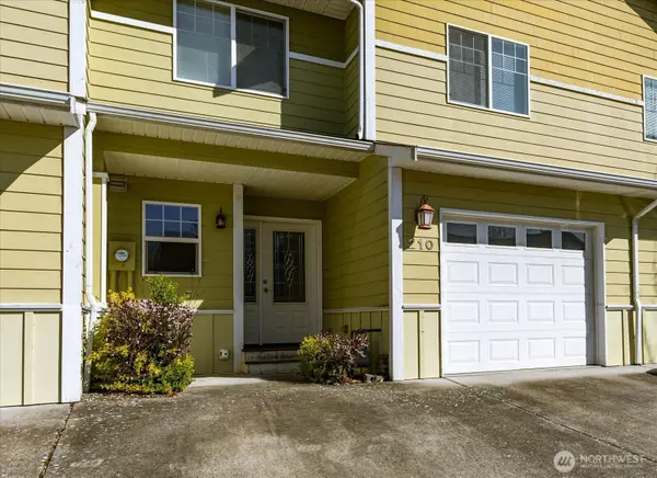 210 SE Melrose Drive, Oak Harbor, WA 98277