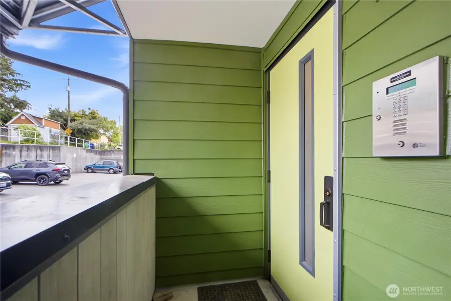 9558 Greenwood Avenue N #309, Seattle, WA 98103 - #3