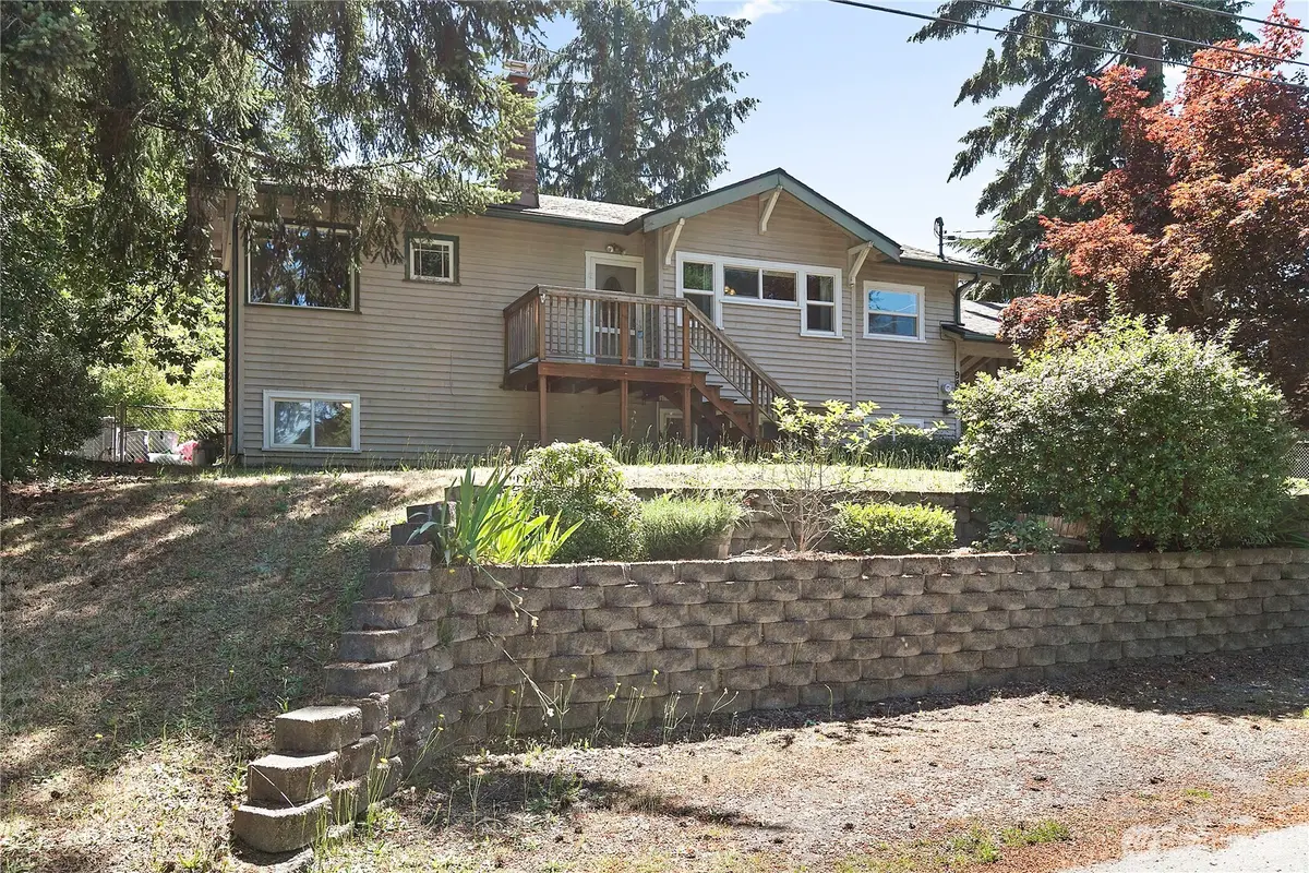 9880 Fredrickson Road Nw, Bremerton, WA 98311 - #1