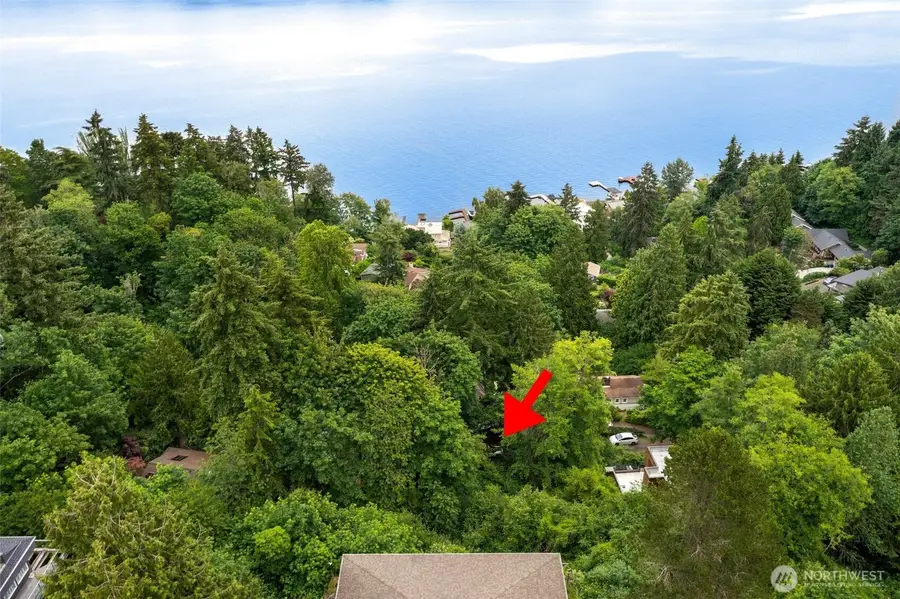 13737 41st Avenue Ne, Seattle, WA 98125 - #3