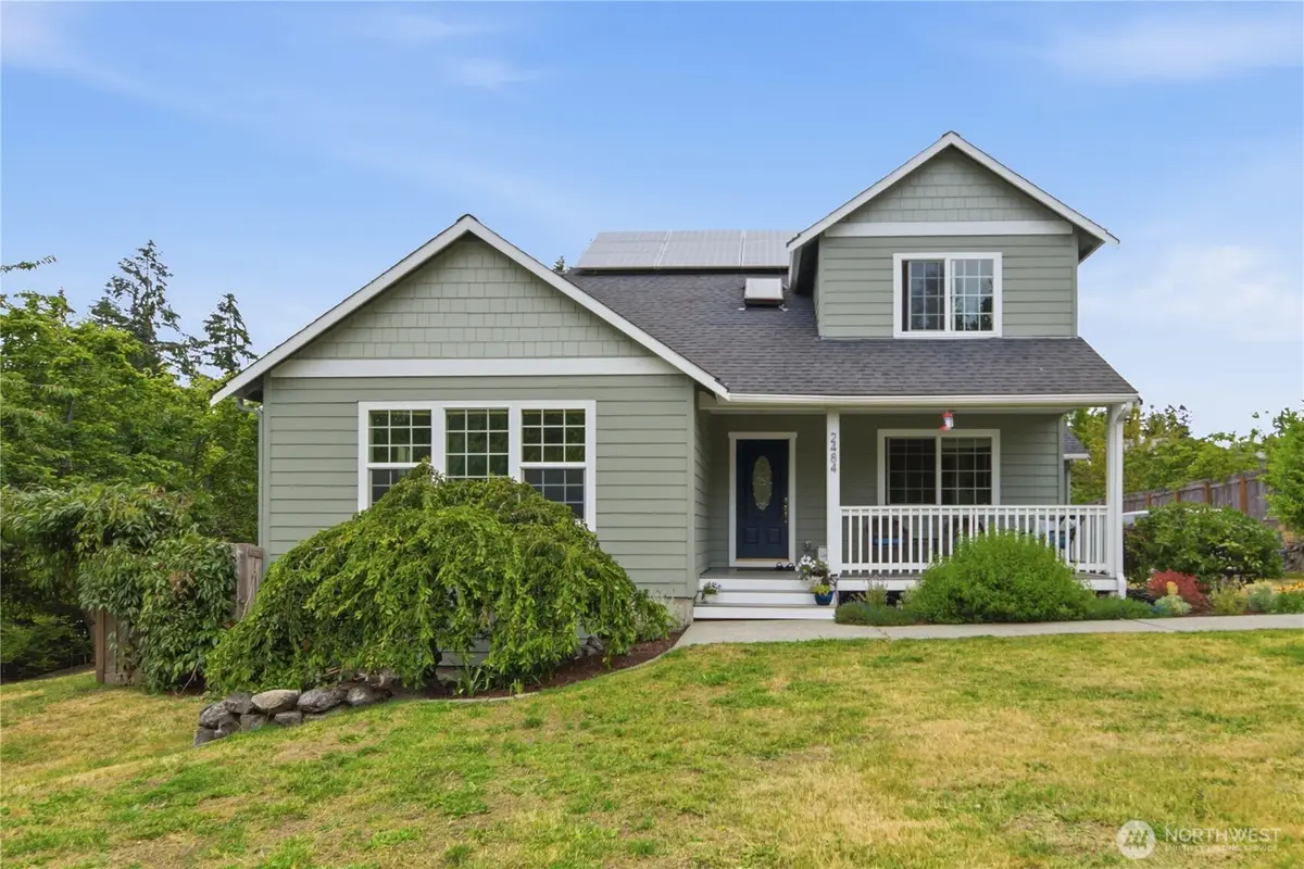 2484 Soundview Drive Ne, Bainbridge Island, WA 98110 - #1