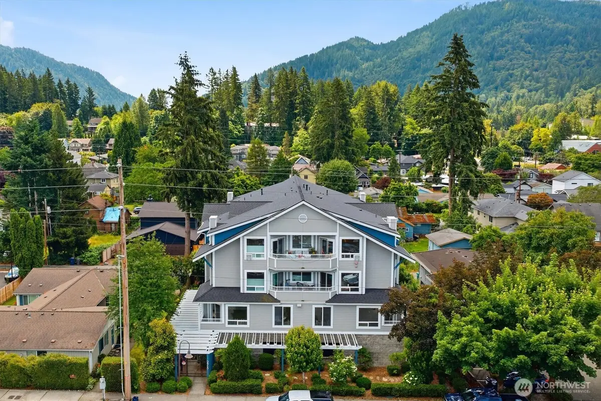 275 E Sunset Way #1A, Issaquah, WA 98027 - #1