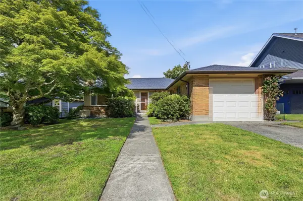 7025 43rd Avenue Ne, Seattle, WA 98115