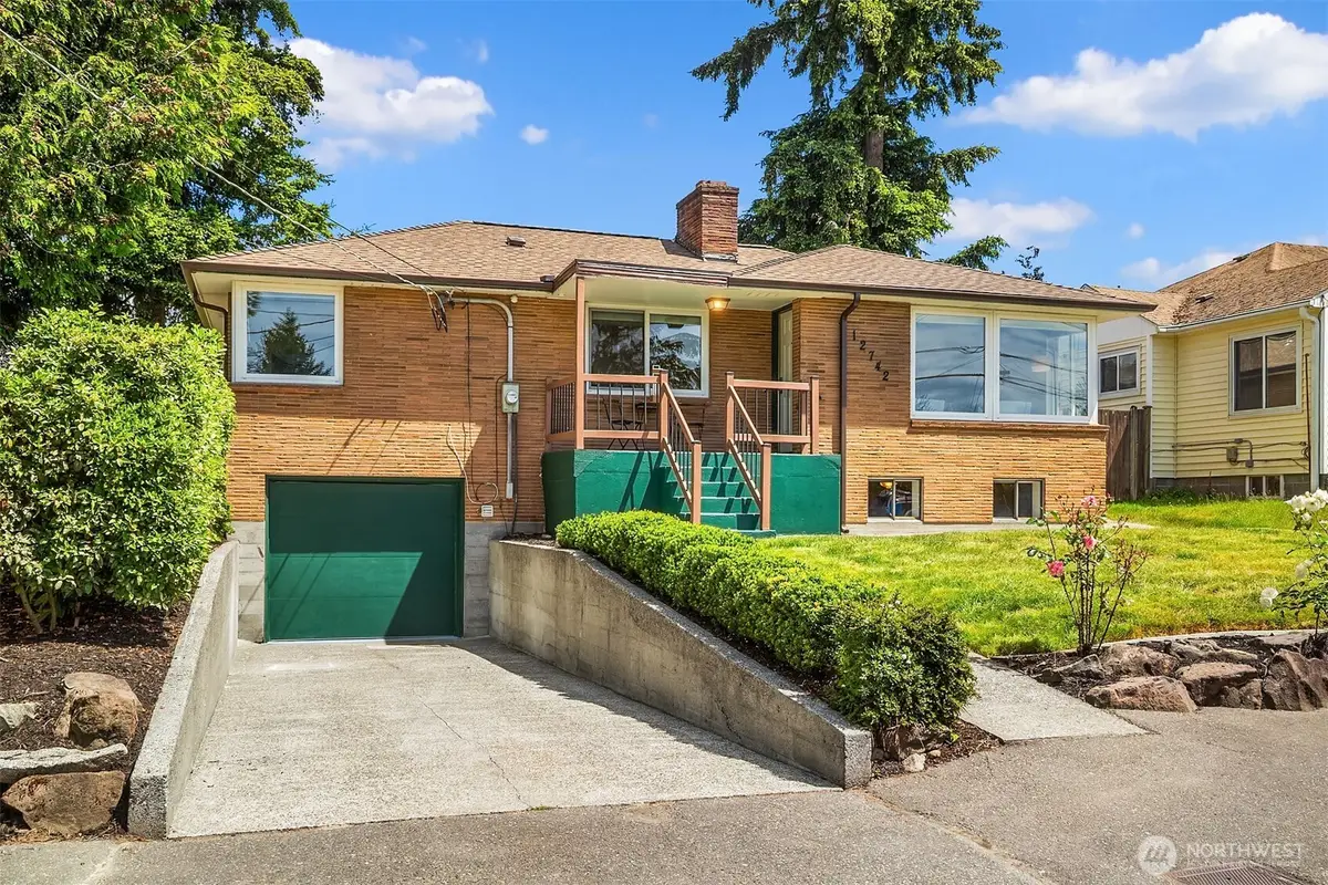 12742 Palatine Avenue N, Seattle, WA 98133 - #1