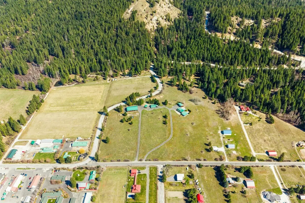 18553 Camp 12 Road, Leavenworth Lake Wenatchee, WA 98825 - #1