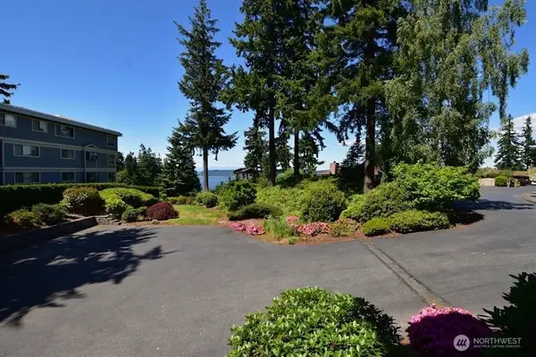 8230 53rd Avenue W #812, Mukilteo, WA 98275