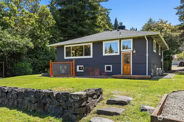 10308 SW 116th Avenue, Vashon, WA 98070
