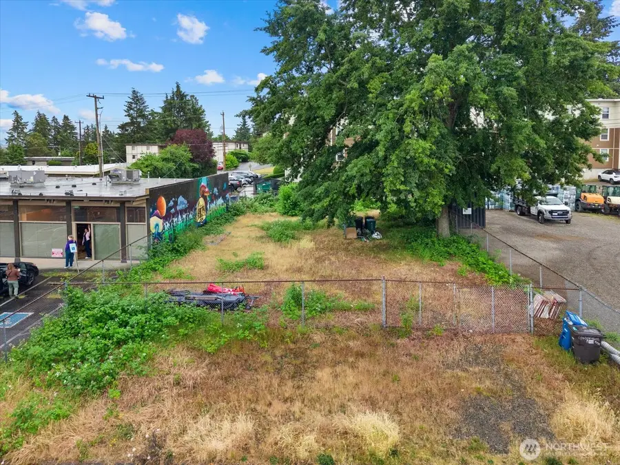 4 SW 153rd Street #5, Burien, WA 98166 - #3