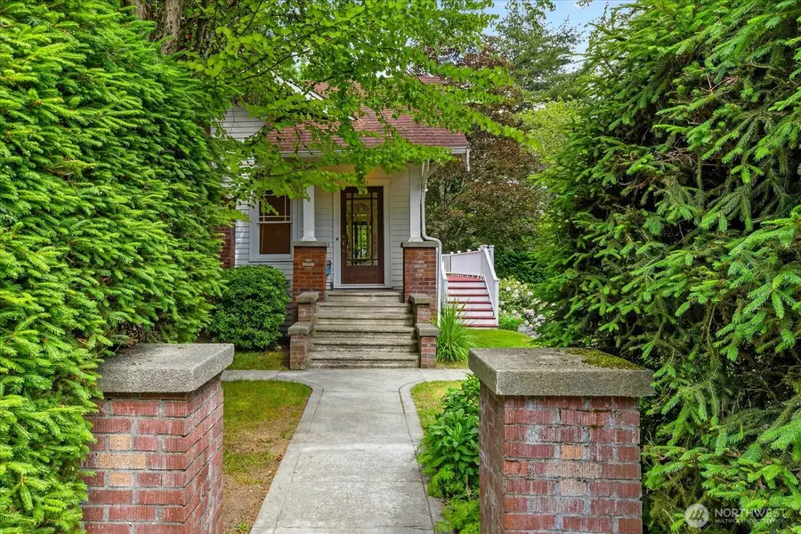18608 101st Avenue Ne, Bothell, WA 98011 - #2