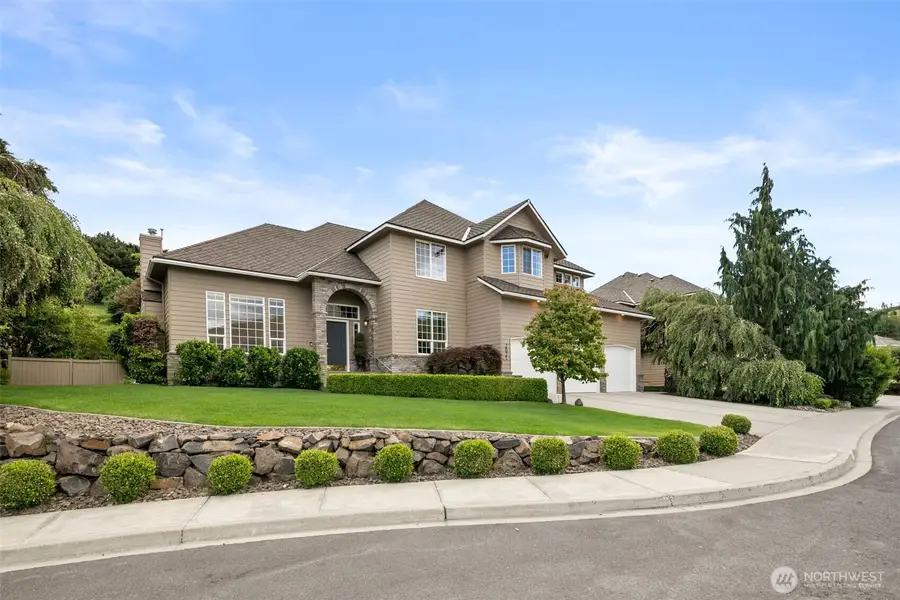 2021 Broadhurst Place, Wenatchee, WA 98801 - #2