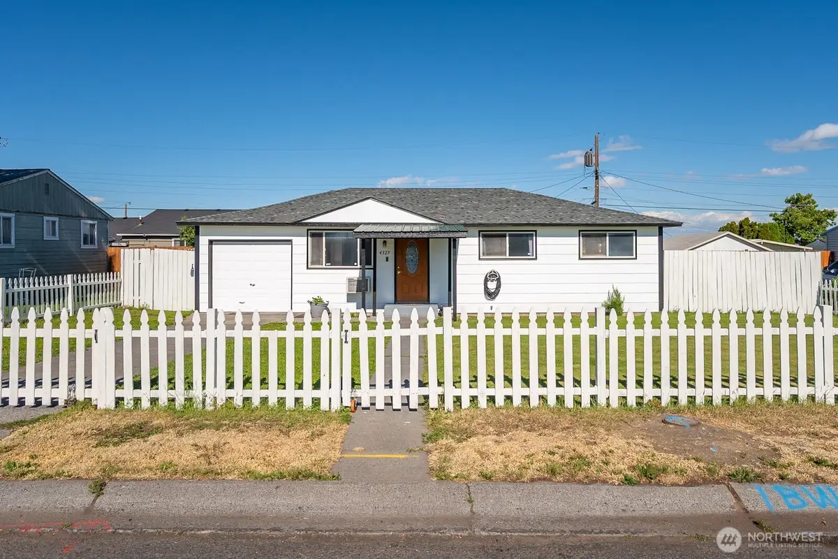 4325 Sun Drive Ne, Moses Lake, WA 98837 - #1