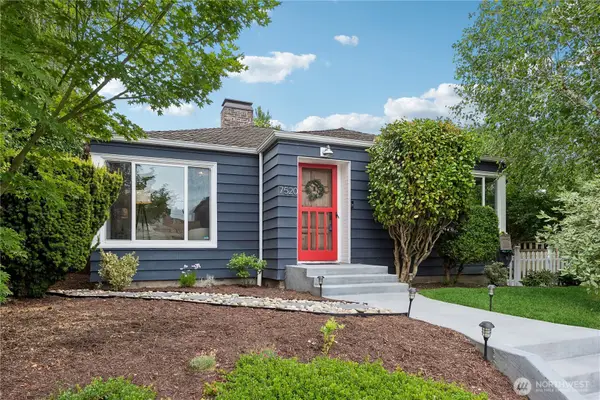 7520 Jones Avenue Nw, Seattle, WA 98117