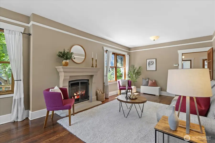 1601 10th Avenue W, Seattle, WA 98119 - #3