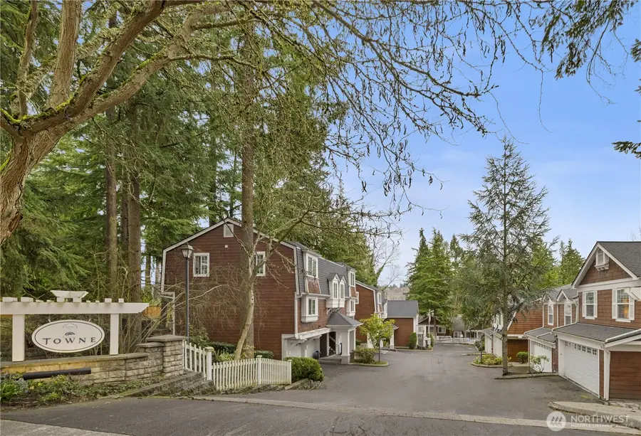 3018 128th Avenue Se, Bellevue, WA 98005 - #2