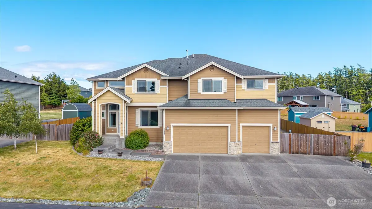 1033 Lyle Ridge Circle, Oak Harbor, WA 98277 - #1