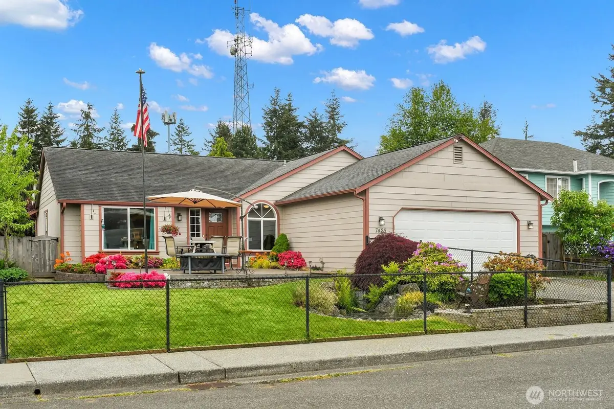 7425 3rd Drive W, Everett, WA 98203 - #1