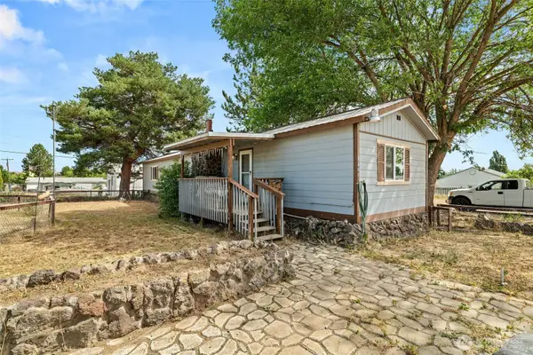 110 5th Avenue Se, Soap Lake, WA 98851
