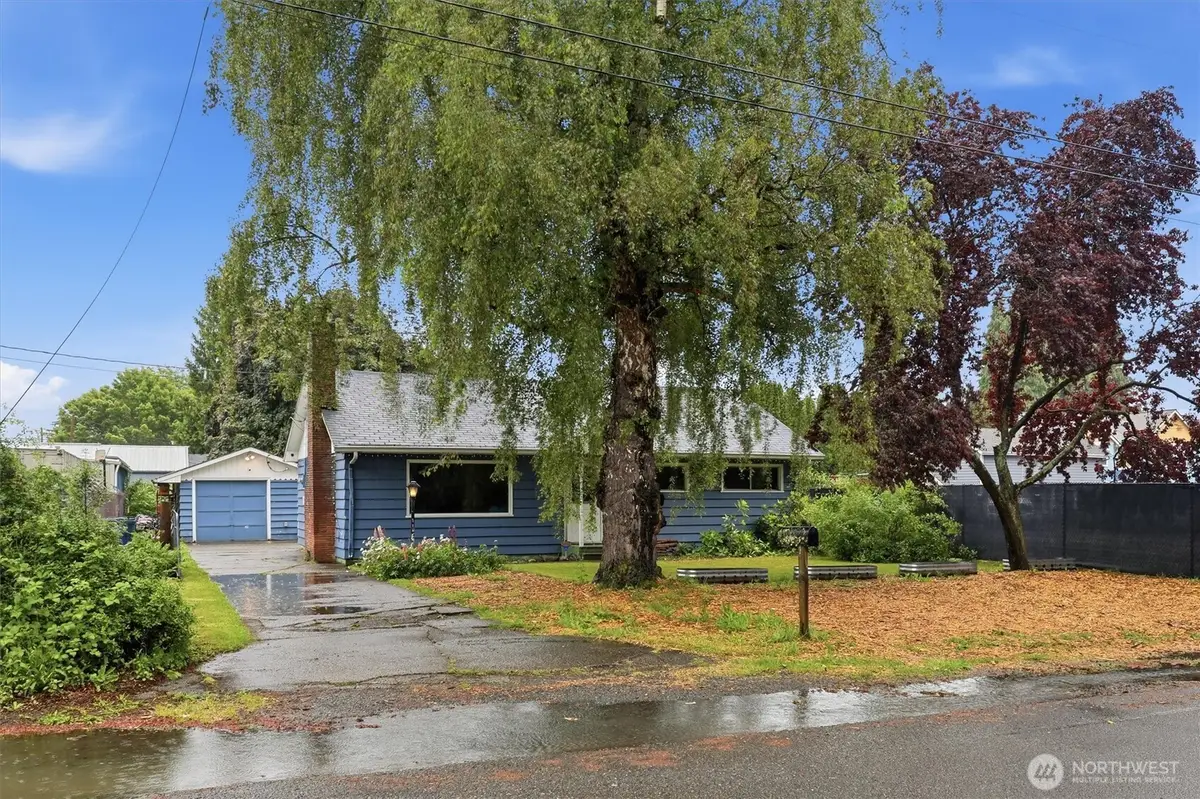 1034 Ash Avenue, Marysville, WA 98270 - #1
