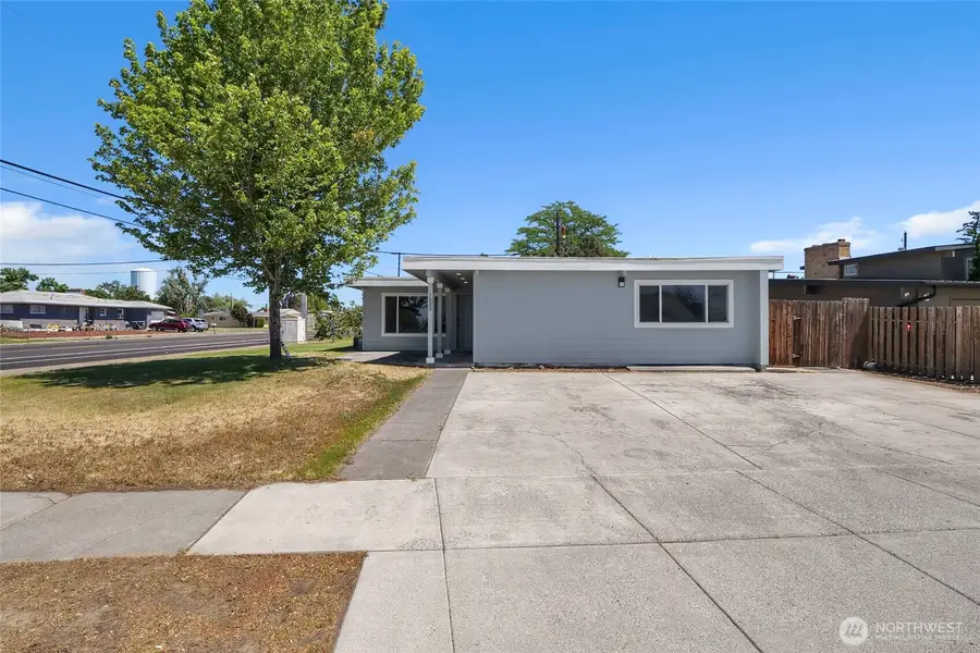 1003 S Evergreen Drive, Moses Lake, WA 98837 - #3