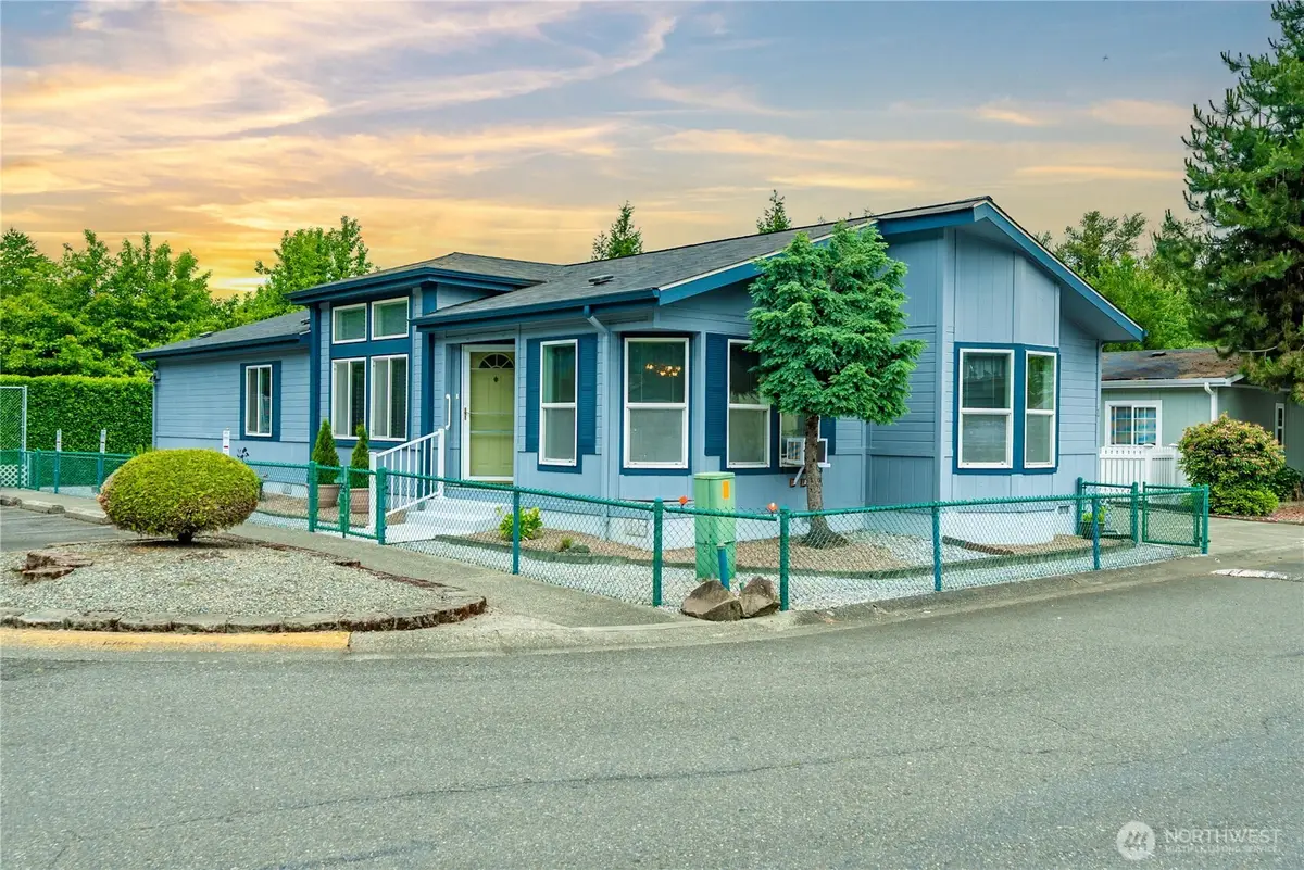 15400 SE 155th Place, Renton, WA 98058 - #1