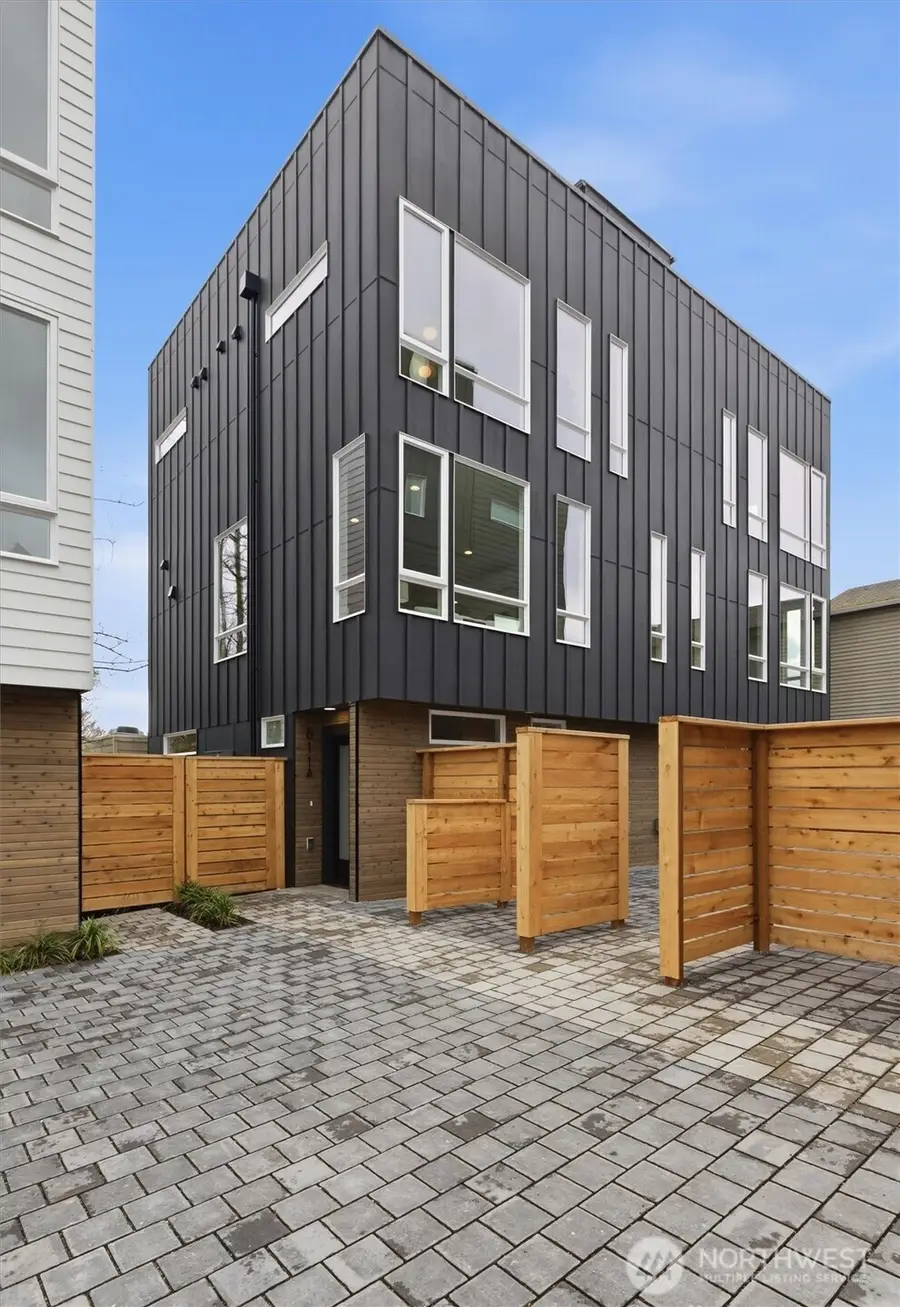 811 NW 63rd Street #A, Seattle, WA 98107 - #3