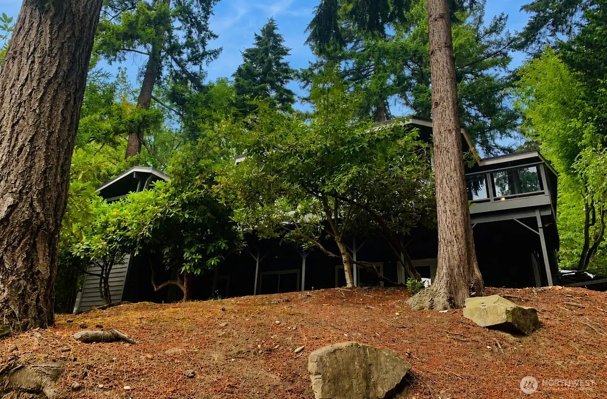 8210 171st Avenue Ne, Redmond, WA 98052 - #1