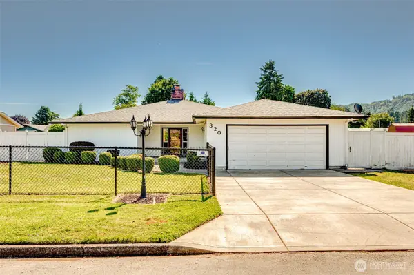 320 Fir Avenue, Woodland, WA 98674