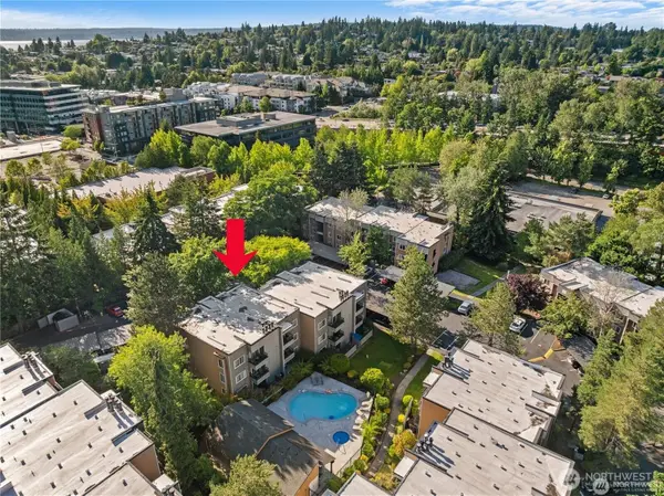 738 Kirkland Circle #E104, Kirkland, WA 98033