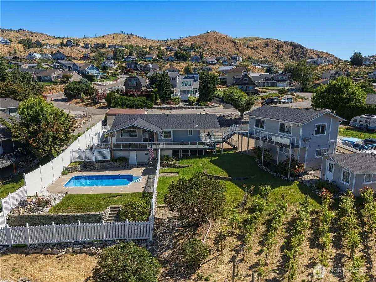 104 Orchard View Drive, Chelan, WA 98816 - #1
