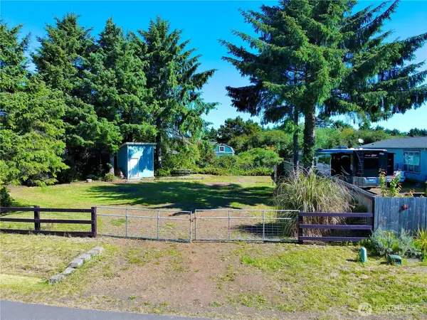 198 N Narwhal Loop Nw #261, Ocean Shores, WA 98569
