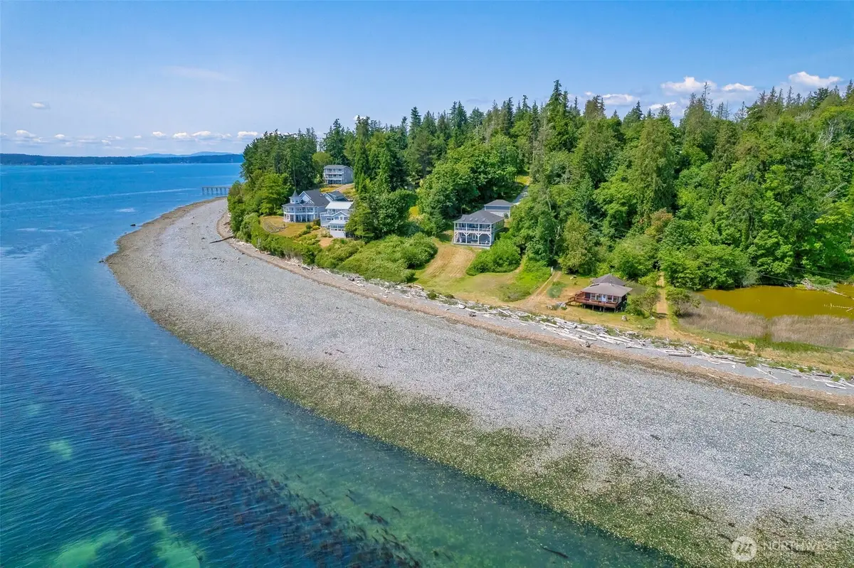20818 President Point Road Ne, Kingston, WA 98346 - #1