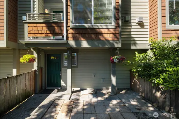 443 NE Ravenna Boulevard #B, Seattle, WA 98115