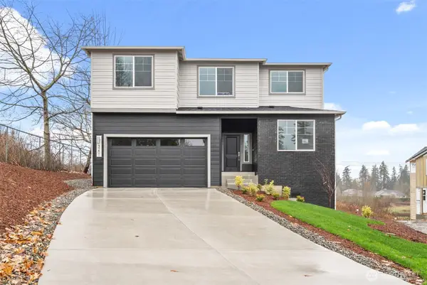 3201 219th Avenue E, Lake Tapps, WA 98391