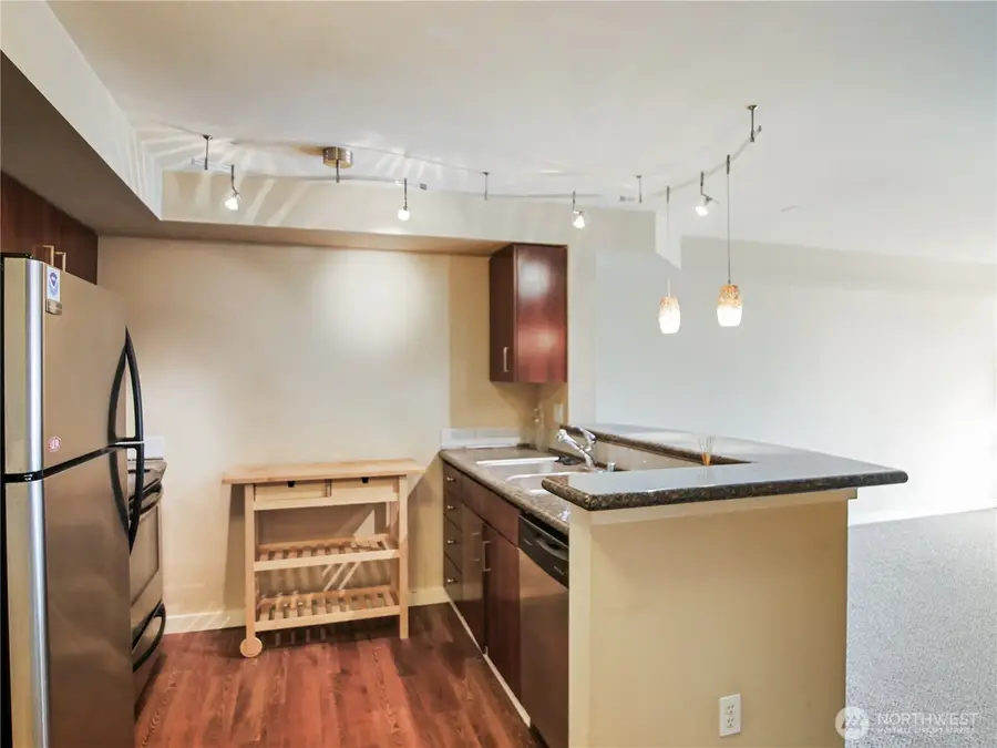 108 5th Avenue S #504, Seattle, WA 98105 - #3