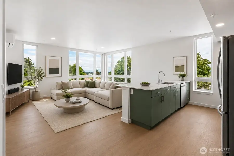 5819 Phinney Avenue N #501, Seattle, WA 98103 - #3