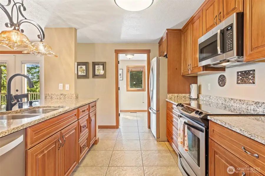 22715 Country Drive E, Graham, WA 98338 - #2