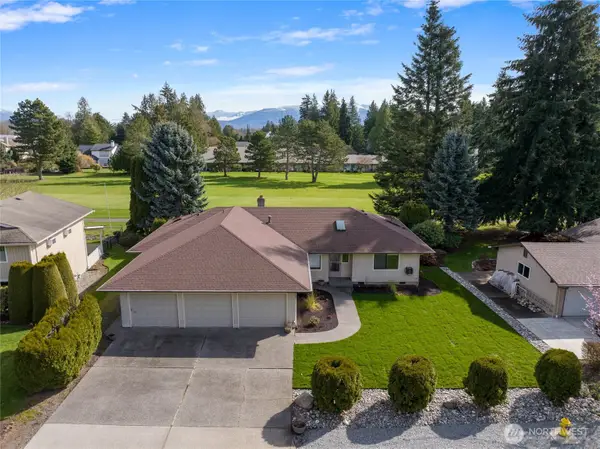 12371 Rainier Drive, Burlington, WA 98233