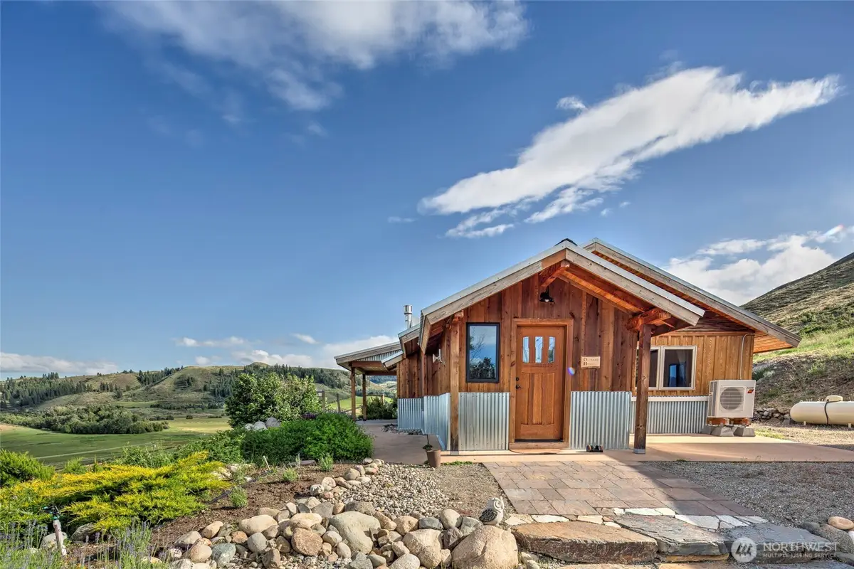 14 Patterson Lake Road, Winthrop, WA 98862 - #1