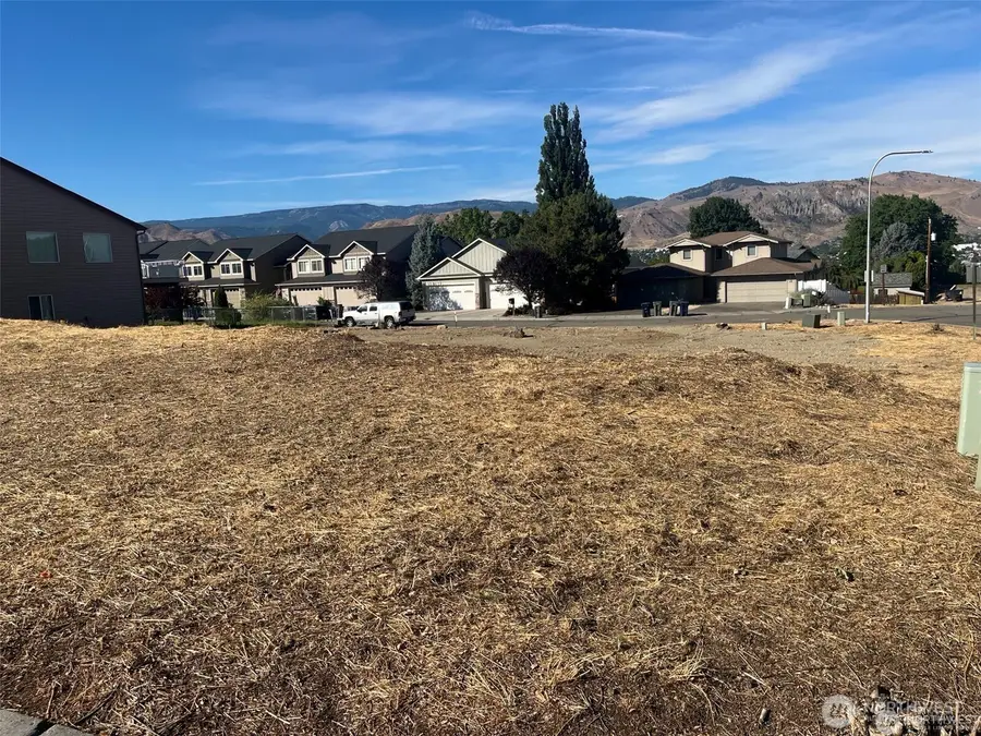 1066 Corum Circle #6 & 7, East Wenatchee, WA 98802 - #3
