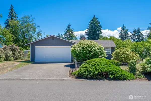 8413 Queets Drive Ne, Lacey, WA 98516