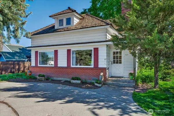 709 Marshall Street, Davenport, WA 99122