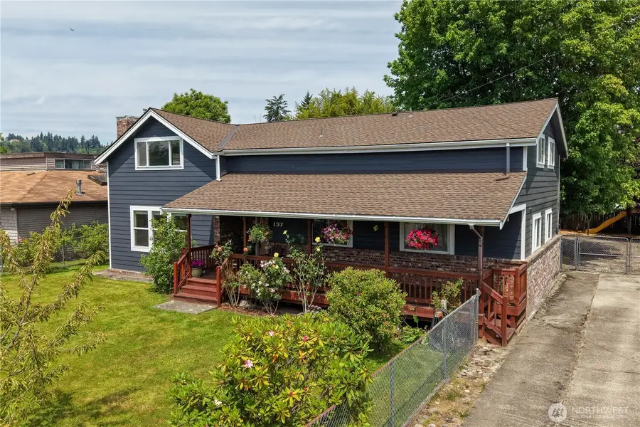 137 Wayne Avenue, Pacific, WA 98047 - #2