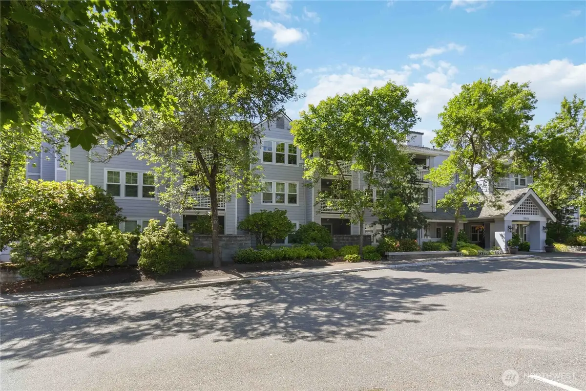 3941 226th Place Se #103, Issaquah, WA 98029 - #1
