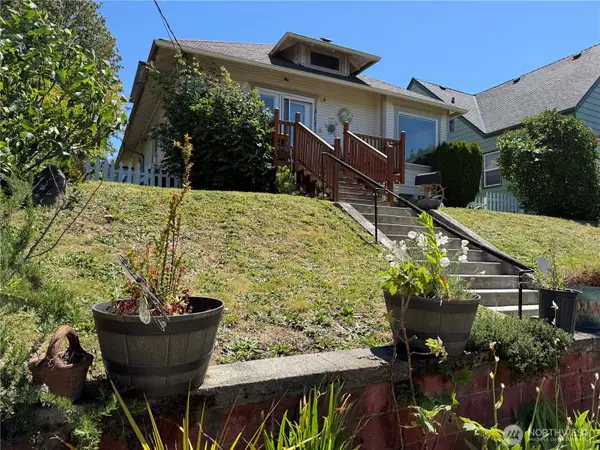 914 Pacific Avenue, Bremerton, WA 98337