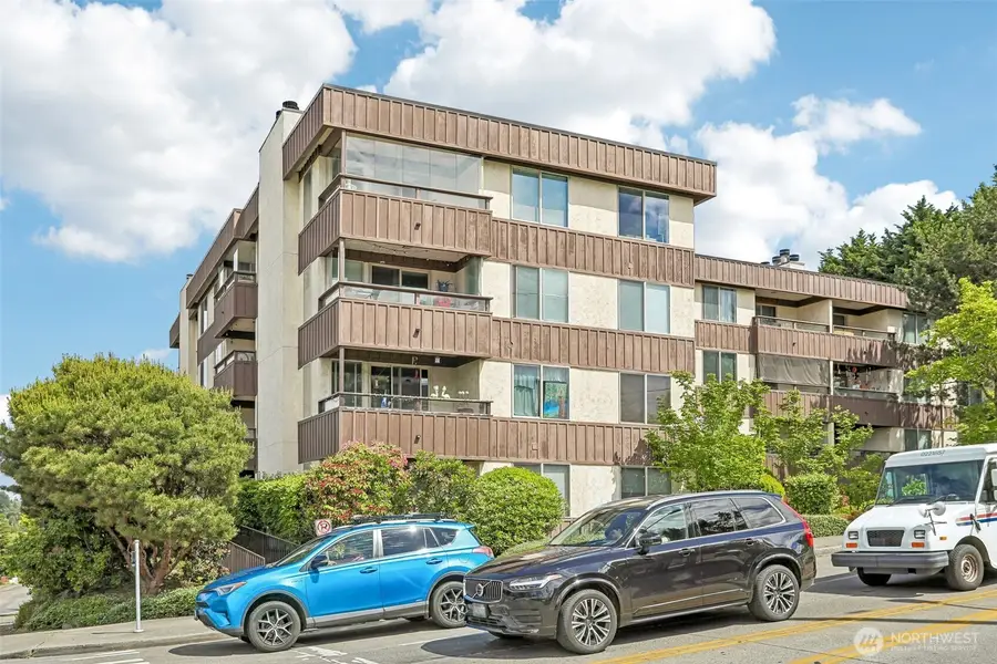 3421 SW Roxbury Street #308, Seattle, WA 98126 - #2